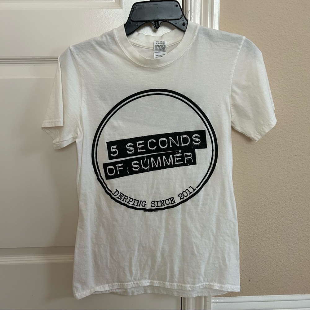 Rare 5 SECONDS OF SUMMER 2016 Concert Tour T-SHIRT